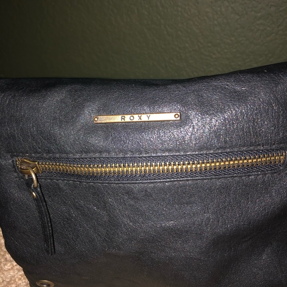 Black Roxy Mini Purse - Picture 3 of 7